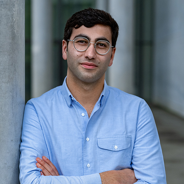 Nikolai Alemi - Apotheker